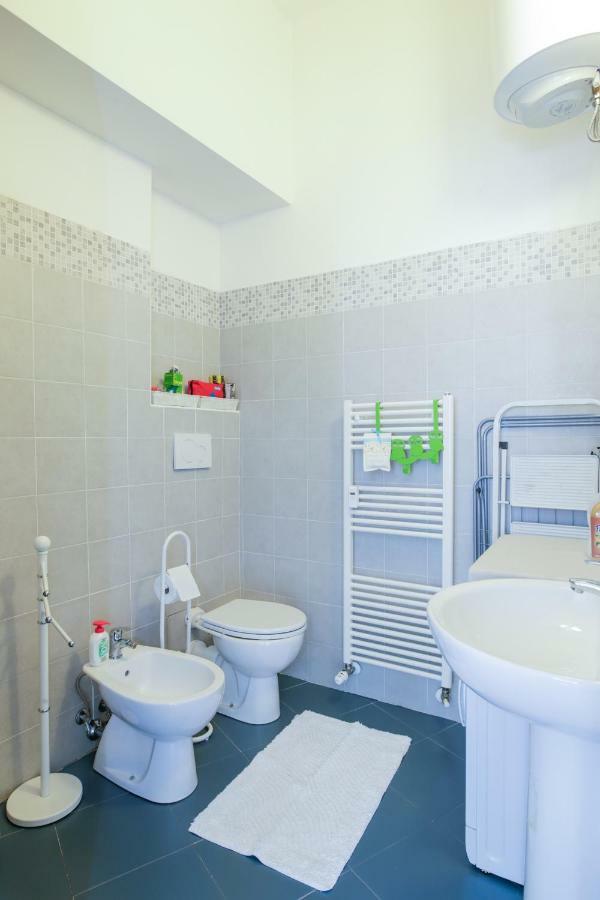 Central Cosy Apartment Bologna Luaran gambar